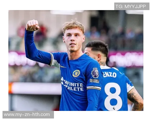 公交司机穿利物浦球衣遭切尔西球迷围攻后被解雇引发热议