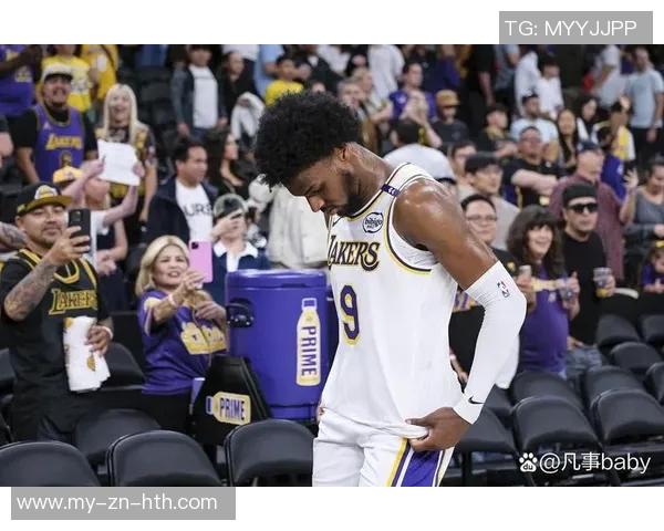 夸梅建议布朗尼学习基德技巧先适应三分再练习突破能力