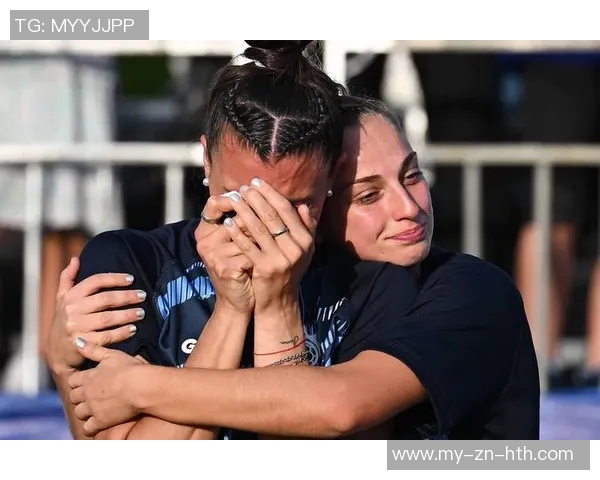 菲利克斯精彩推射破门后手球庆祝引发热议